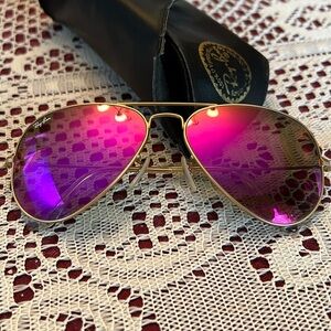 Ray-Ban Aviator Sunglasses, Pink Mirrored, Gold Rimmed!